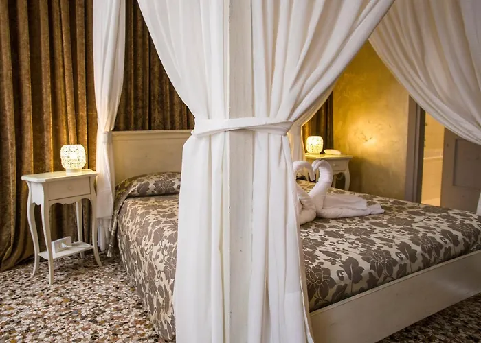 Casa Martini Konukevi