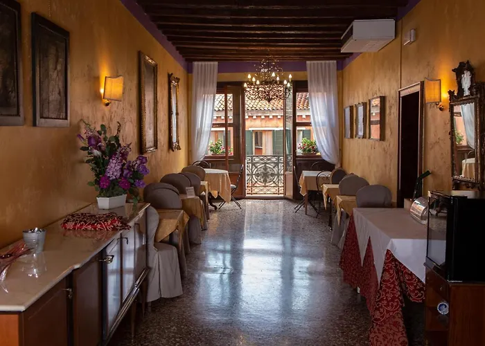 Pensión Casa Martini 3*